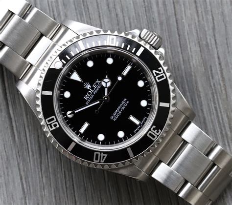 rolex submariner 14060m two liner|Rolex 14060m review.